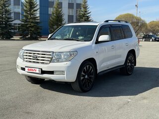 2010 Toyota Land Cruiser 200 Series, белый, 3090000 рублей, вид 3