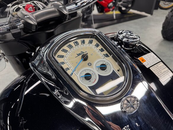 2009 Yamaha XV 1900, чёрный, 1080000 рублей - вид 8