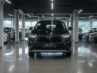 2026 Toyota Highlander IV (XU70), чёрный, 5850000 рублей, вид 3