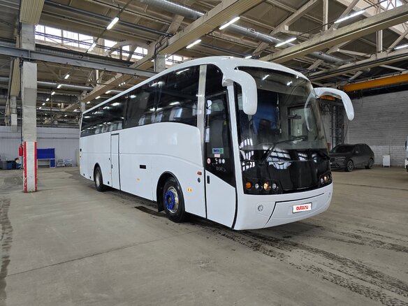 2000 Volvo B12 Series, белый, 3050000 рублей - вид 2