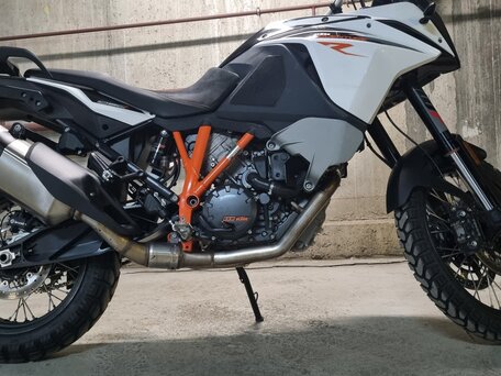 2017 KTM 1090 Adventure R, белый, 930000 рублей, вид 2