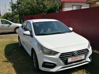 2017 Hyundai Solaris II, белый, 850000 рублей, вид 1