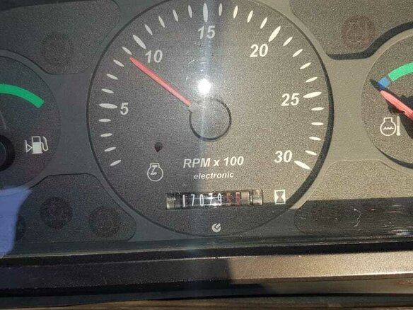 2005 New Holland LB115, жёлтый, 4200000 рублей - вид 12