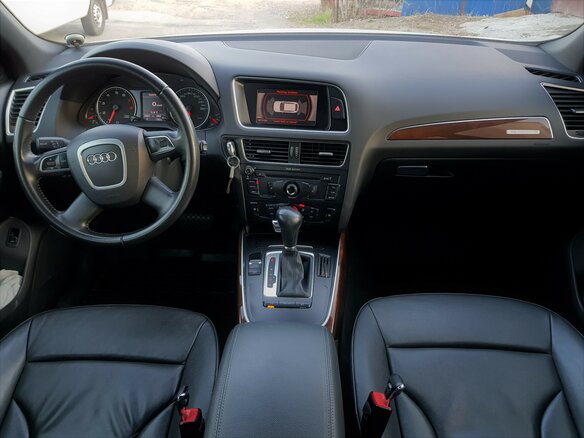 2010 Audi Q5 I (8R), белый - вид 11