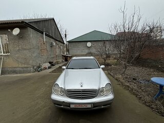 2002 Mercedes-Benz C-Класс 180 II (W203), серебристый, 400000 рублей, вид 1