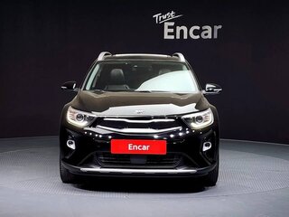 2020 Kia Stonic I Рестайлинг, чёрный, 1380000 рублей, вид 2