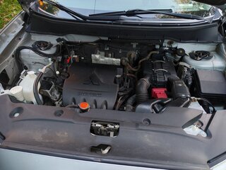2010 Mitsubishi ASX I, серебристый, 830000 рублей, вид 4