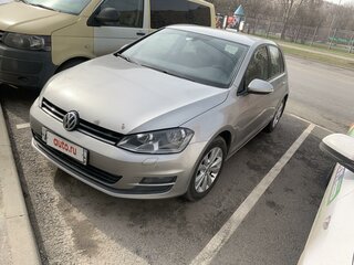 2013 Volkswagen Golf VII, серебристый, 850000 рублей, вид 2