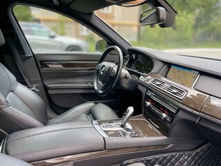 2014 BMW 7 серии Long 740Li xDrive V (F01/F02/F04) Рестайлинг, белый, 2490000 рублей, вид 1