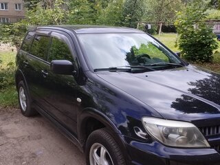 2004 Mitsubishi Airtrek Sport Gear I Рестайлинг, чёрный, 650000 рублей, вид 2