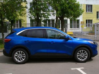 2020 Ford Escape IV, синий, 1850000 рублей, вид 3