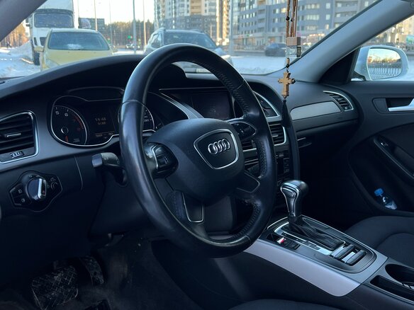 2012 Audi A4 IV (B8) Рестайлинг, белый, 1529000 рублей - вид 4
