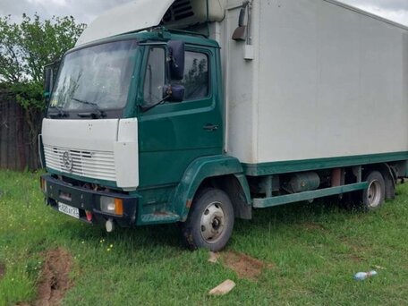 1995 Mercedes-Benz MB 100, зелёный, 1250000 рублей, вид 2