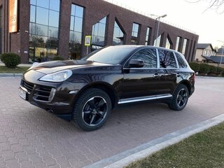 2009 Porsche Cayenne Diesel I Рестайлинг (957), коричневый, 2050000 рублей, вид 3