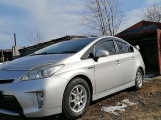 2012 Toyota Prius III Рестайлинг (XW30), серый, 1030000 рублей, вид 1