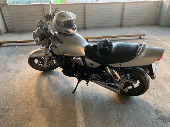 2000 Suzuki GSX 400 Inazuma, серебристый - вид 5
