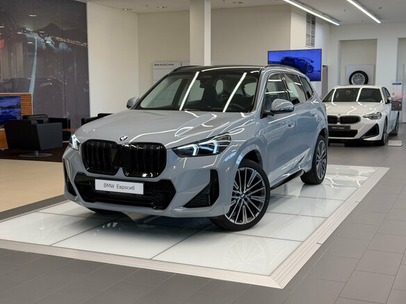 2026 BMW X1 Long 25Li xDrive III (U11/U12), серый, 5990000 рублей