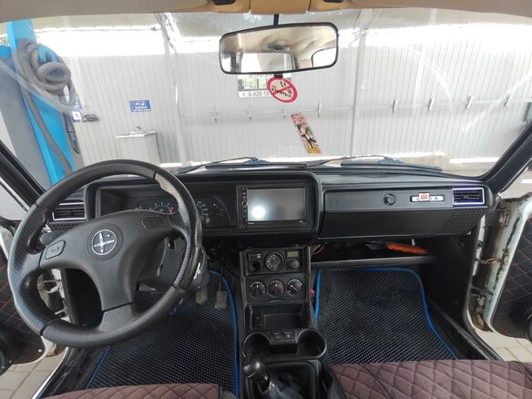 2001 Lada (ВАЗ) 2107, белый, 130000 рублей - вид 8