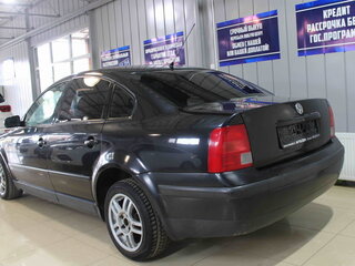 1998 Volkswagen Passat B5, чёрный, 430000 рублей, вид 3