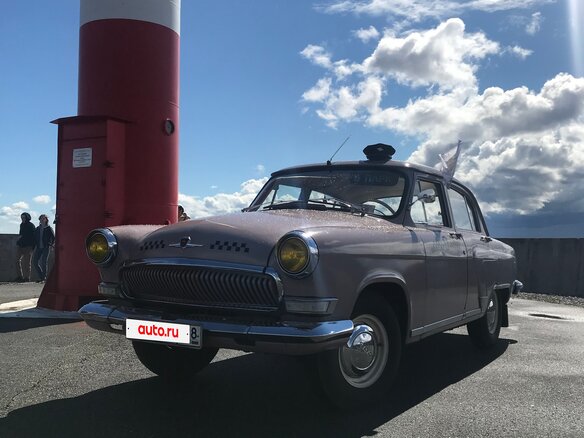 1966 ГАЗ 21 «Волга» 21Р, розовый, 900000 рублей - вид 32