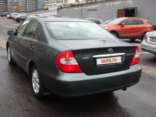 2004 Toyota Camry V (XV30), зелёный, 800000 рублей, вид 4