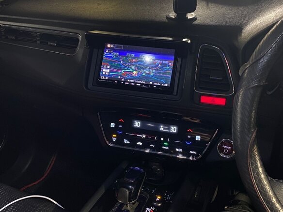 2014 Honda Vezel I, чёрный, 1660000 рублей - вид 9