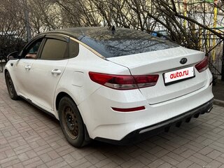 2019 Kia Optima IV Рестайлинг, белый, 989000 рублей, вид 4