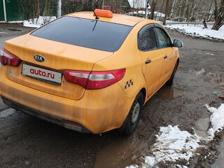 2014 Kia Rio III, жёлтый, 605000 рублей, вид 4
