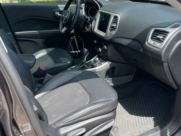 2018 Jeep Compass II, серый, 2250000 рублей - вид 5