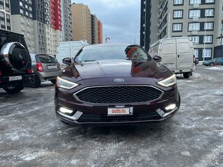2018 Ford Fusion (North America) II Рестайлинг, красный, 1800000 рублей, вид 5