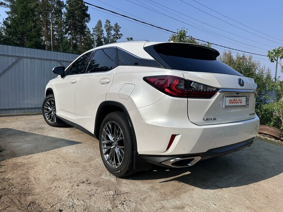 2017 Lexus RX 200t IV, серый, 3990000 рублей - вид 2