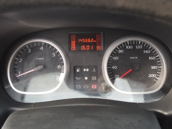 2014 Renault Duster I, серый, 950000 рублей - вид 5
