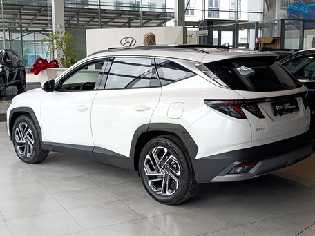 2026 Hyundai Tucson L IV Рестайлинг, белый, 4250000 рублей, вид 3