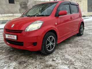 2004 Toyota Passo I (C10), красный, 515000 рублей, вид 1