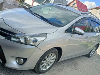 2014 Toyota Verso I Рестайлинг, серебристый, 1520000 рублей, вид 1