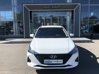 2020 Hyundai Solaris II Рестайлинг, белый, 1369000 рублей, вид 2