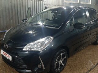 2017 Toyota Vitz III (XP130) Рестайлинг, чёрный, 1049000 рублей, вид 1