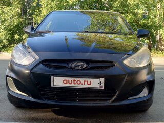 2014 Hyundai Solaris I, чёрный, 860000 рублей, вид 2