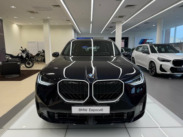 2026 BMW X3 Long 30L xDrive IV (G45/G48), чёрный, 7190000 рублей - вид 4