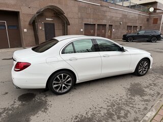 2019 Mercedes-Benz E-Класс 300 V (W213, S213, C238), белый, 4099999 рублей, вид 5