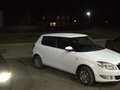 2011 Skoda Fabia II Рестайлинг, белый - вид 2