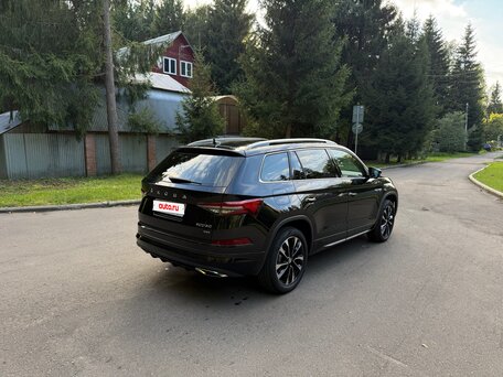 2023 Skoda Kodiaq I Рестайлинг, чёрный, 3800000 рублей, вид 5