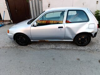 1997 Toyota Starlet V (P90), серебристый, 130000 рублей, вид 4