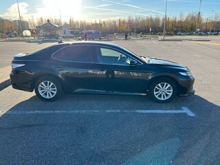 2020 Toyota Camry VIII (XV70), чёрный, 3100000 рублей, вид 4