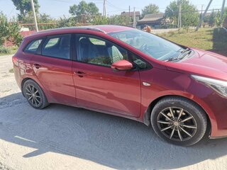 2012 Kia Ceed II, красный, 1200000 рублей, вид 3