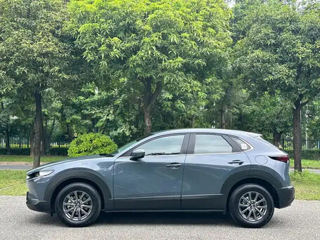 2023 Mazda CX-30 I, голубой, 1460000 рублей, вид 4