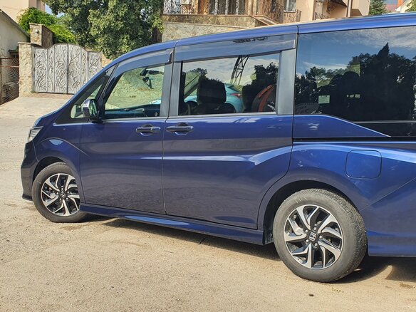 2019 Honda Stepwgn Spada V Рестайлинг, синий, 2390000 рублей - вид 3