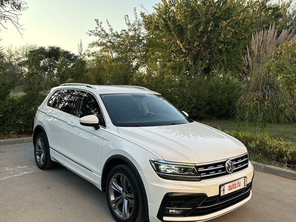 2018 Volkswagen Tiguan II, белый, 3050000 рублей - вид 5