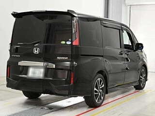 2021 Honda Stepwgn V Рестайлинг, чёрный, 1870000 рублей, вид 2