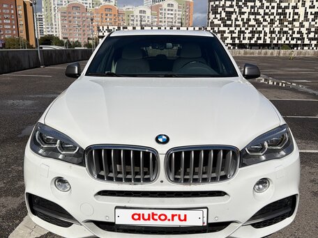 2016 BMW X5 M50d III (F15), белый, 4800000 рублей, вид 1
